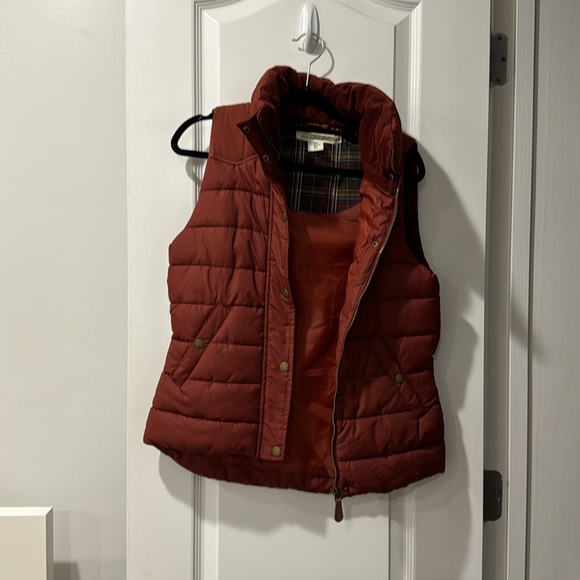 Burnt orange/red H&M puffer vest - Picture 5 of 8